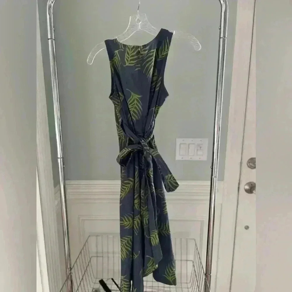 Mata Traders dress - Picture 2 of 4